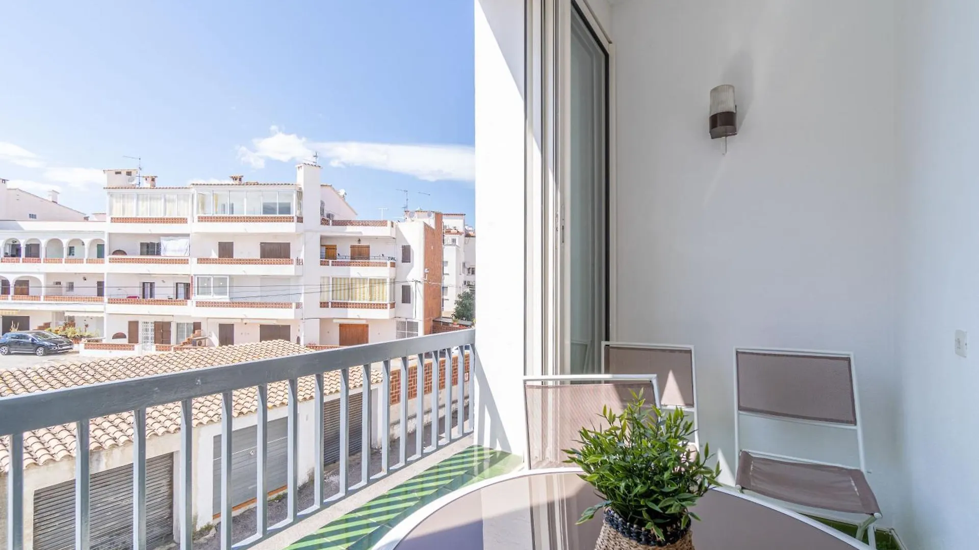 Basic Comfort Apartment Royal Marine 0176 Empuriabrava