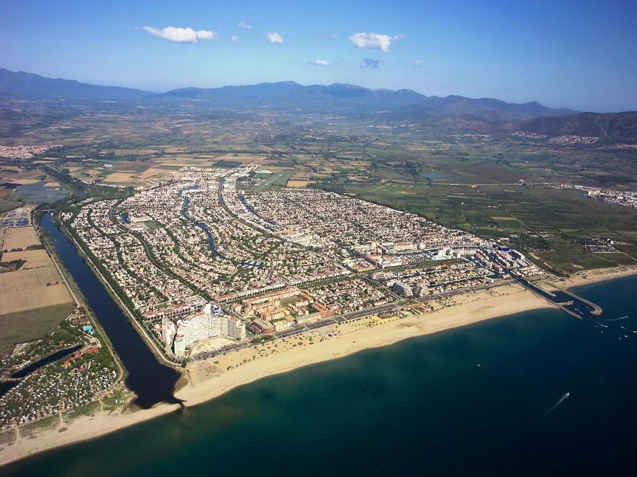 Basic Comfort Apartment Royal Marine 0176 Empuriabrava