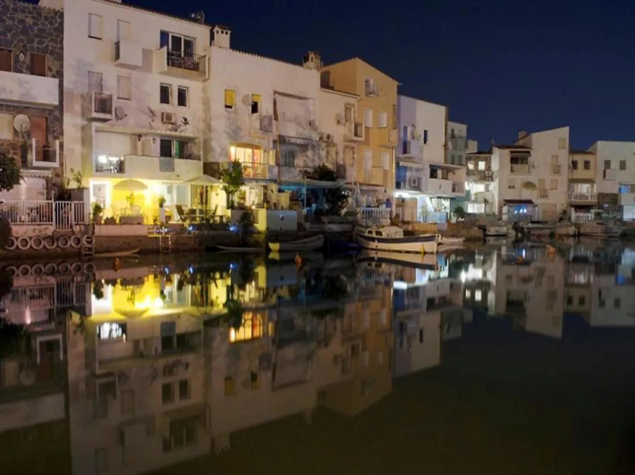 Basic Comfort Apartment Royal Marine 0176 Empuriabrava