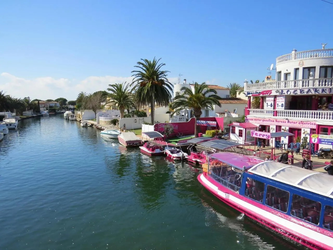 Basic Comfort Apartment Royal Marine 0176 Empuriabrava Spain